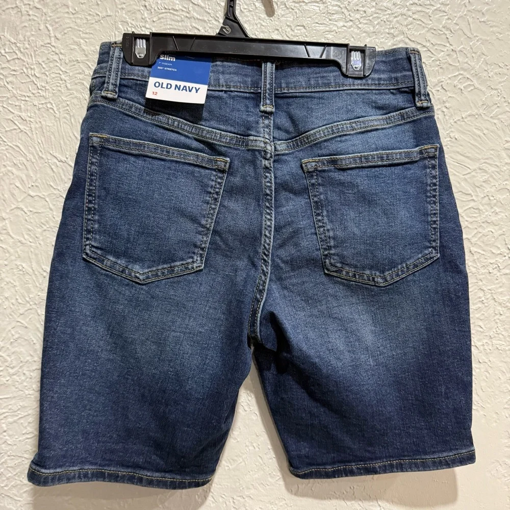 Old Navy Slim Jawstring Distressed Denim Shorts Size 12